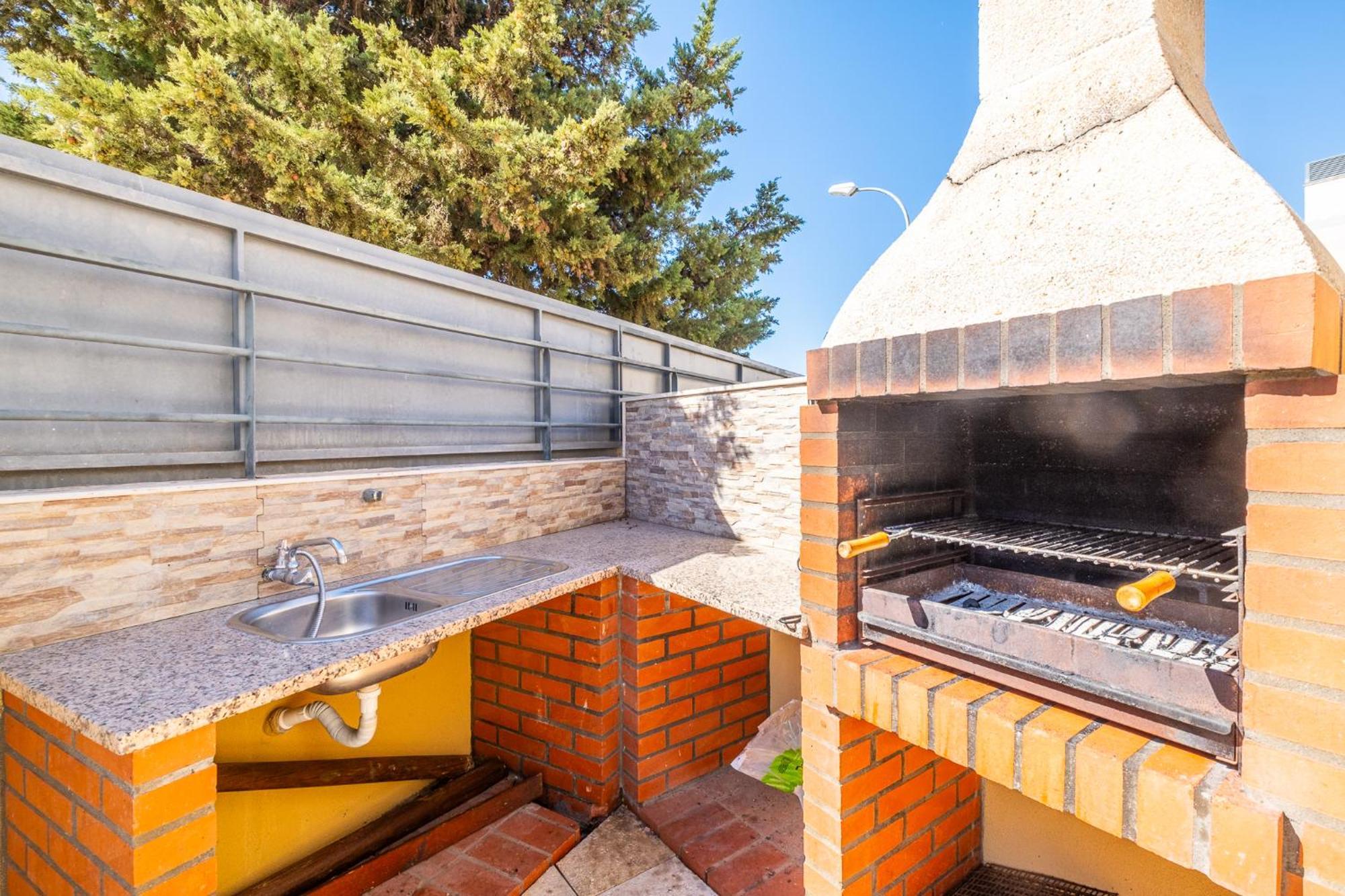 Cozy Villa With Pool And Barbecue Албуфейра Екстериор снимка